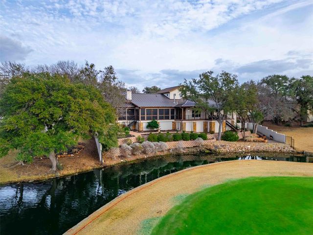 113 Comanche Agate, Horseshoe Bay, TX 78657