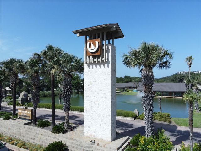 113 Comanche Agate, Horseshoe Bay, TX 78657