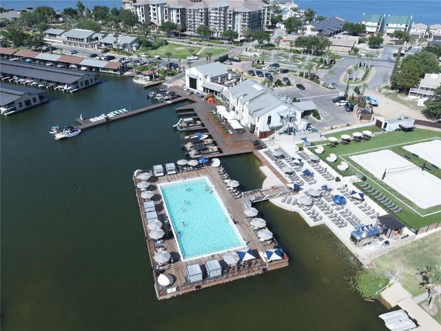 113 Comanche Agate, Horseshoe Bay, TX 78657