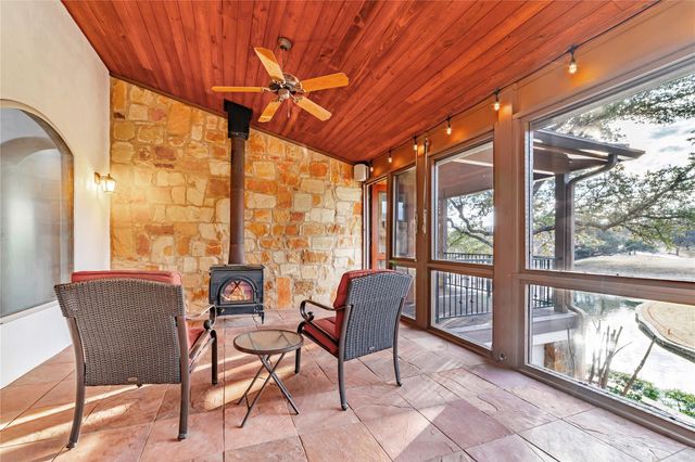 113 Comanche Agate, Horseshoe Bay, TX 78657