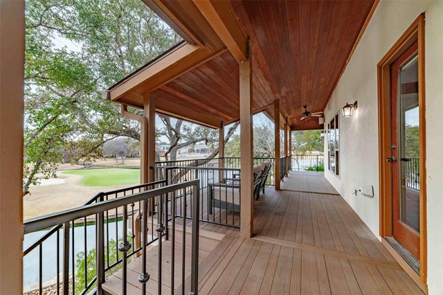 113 Comanche Agate, Horseshoe Bay, TX 78657