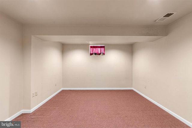 21 PEMBERTON LN, East Windsor, NJ 08520