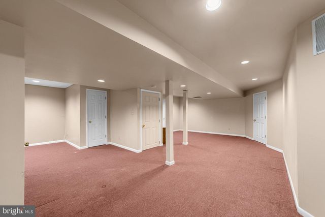 21 PEMBERTON LN, East Windsor, NJ 08520