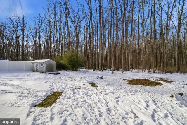 21 PEMBERTON LN, East Windsor, NJ 08520