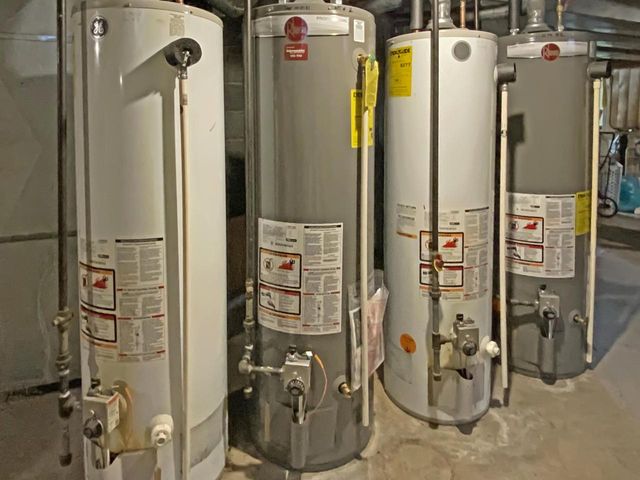 870 Perkins AVENUE, Waukesha, WI 53186