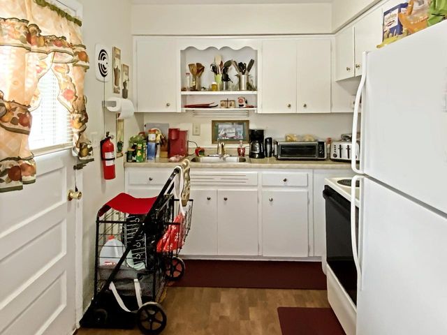 870 Perkins AVENUE, Waukesha, WI 53186