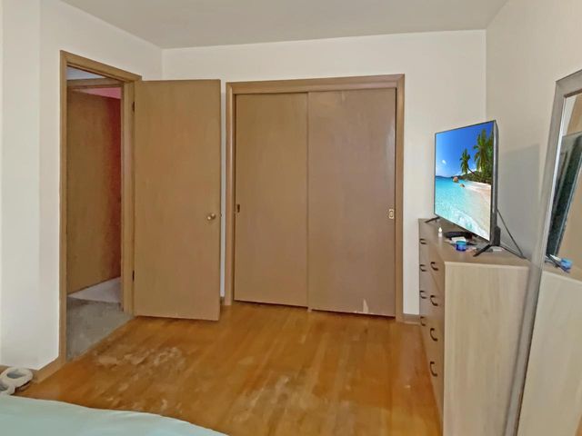 870 Perkins AVENUE, Waukesha, WI 53186