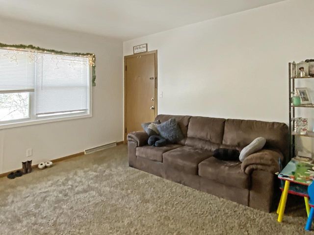 870 Perkins AVENUE, Waukesha, WI 53186