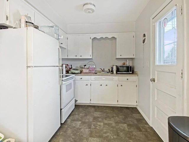 870 Perkins AVENUE, Waukesha, WI 53186