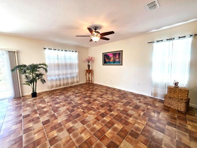 1440 Lexington Square SW, Vero Beach, FL 32962