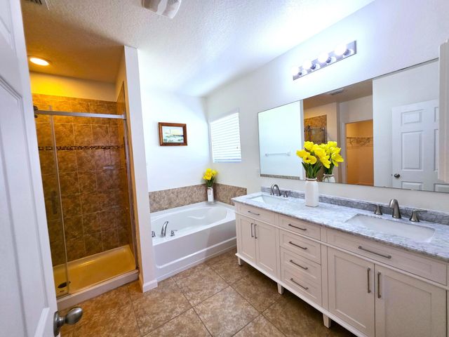 1440 Lexington Square SW, Vero Beach, FL 32962