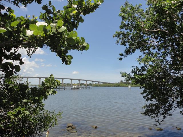 1440 Lexington Square SW, Vero Beach, FL 32962