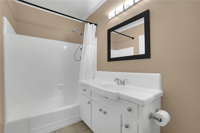 640 Elm Avenue 12, Long Beach, CA 90802