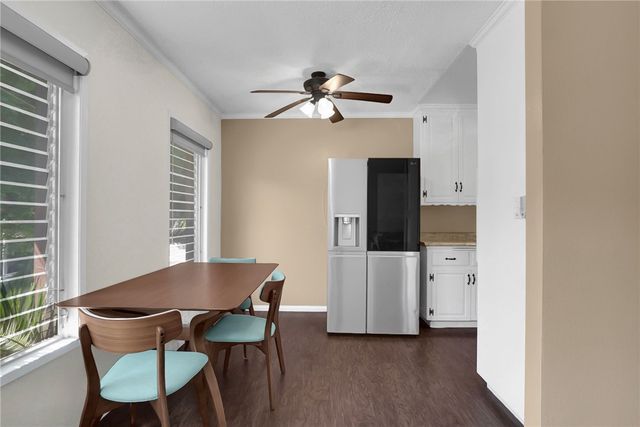 640 Elm Avenue 12, Long Beach, CA 90802