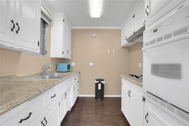 640 Elm Avenue 12, Long Beach, CA 90802