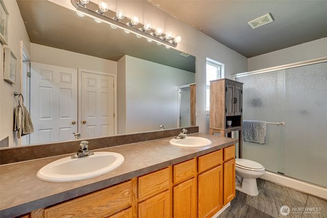 590 Gun Club Road, Woodland, WA 98674