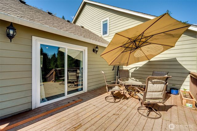 590 Gun Club Road, Woodland, WA 98674