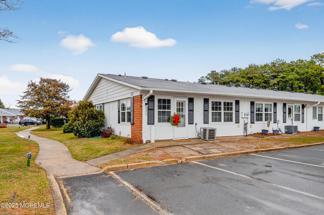 1207D Shetland Drive, Lakewood, NJ 08701