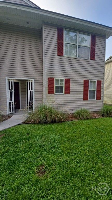 Image 1 of property listing at 9806 Whitefield Avenue B, Savannah, GA 31406