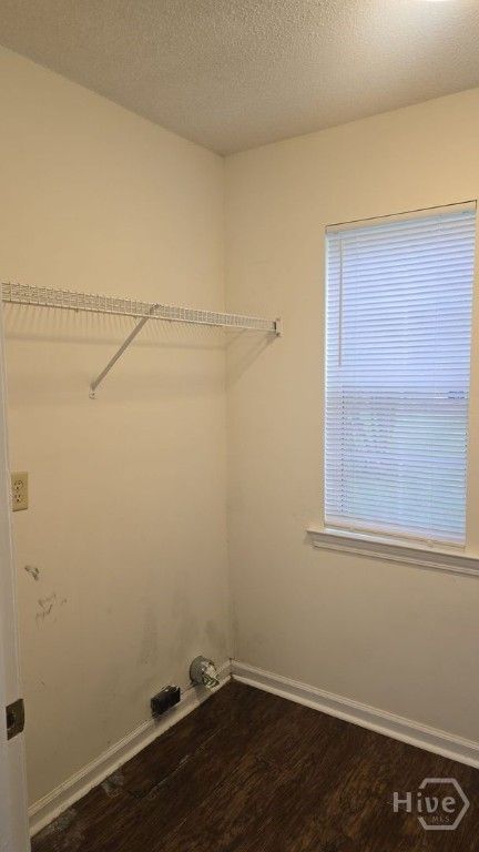 Image 8 of property listing at 9806 Whitefield Avenue B, Savannah, GA 31406