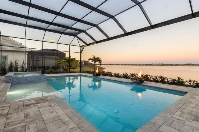 624 BLUE SHELL LOOP, Sarasota, FL 34240