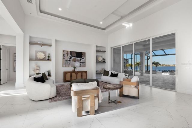 624 BLUE SHELL LOOP, Sarasota, FL 34240