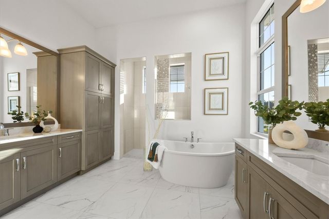 624 BLUE SHELL LOOP, Sarasota, FL 34240