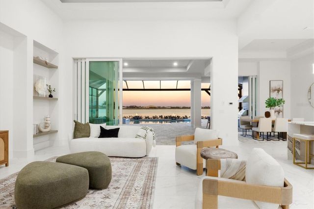 624 BLUE SHELL LOOP, Sarasota, FL 34240