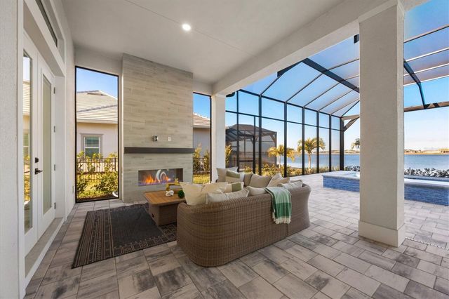 624 BLUE SHELL LOOP, Sarasota, FL 34240