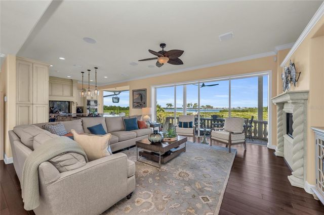 12413 BAYPOINTE TERRACE, Cortez, FL 34215