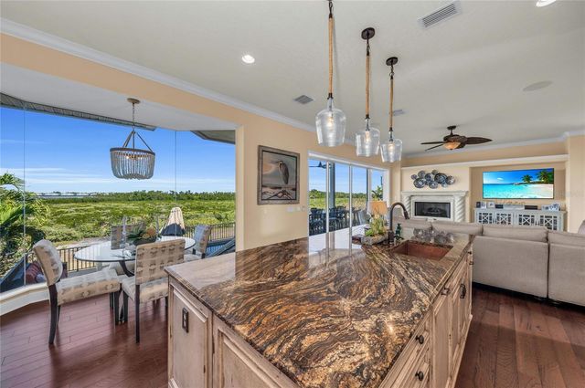 12413 BAYPOINTE TERRACE, Cortez, FL 34215