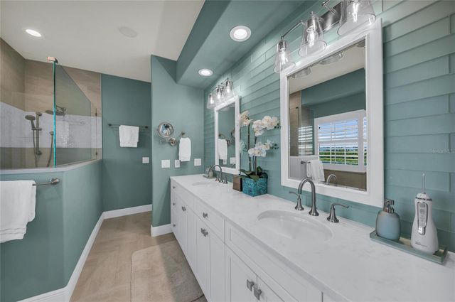 12413 BAYPOINTE TERRACE, Cortez, FL 34215