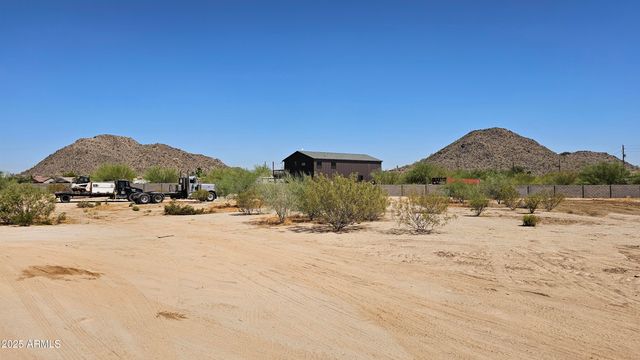 30940 N VARNUM Road, San Tan Valley, AZ 85143