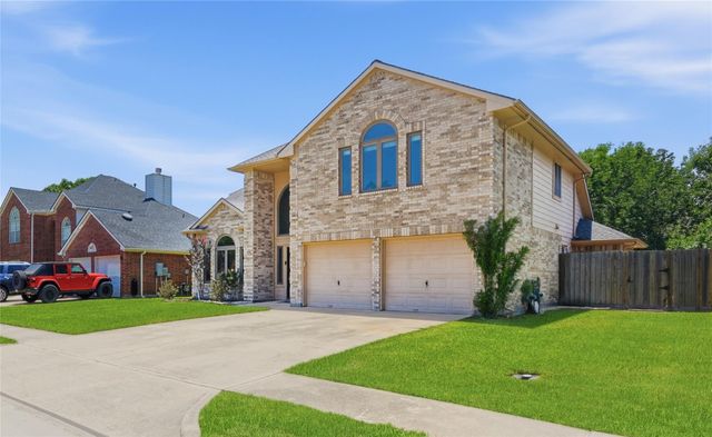321 Spencer Landing W, La Porte, TX 77571