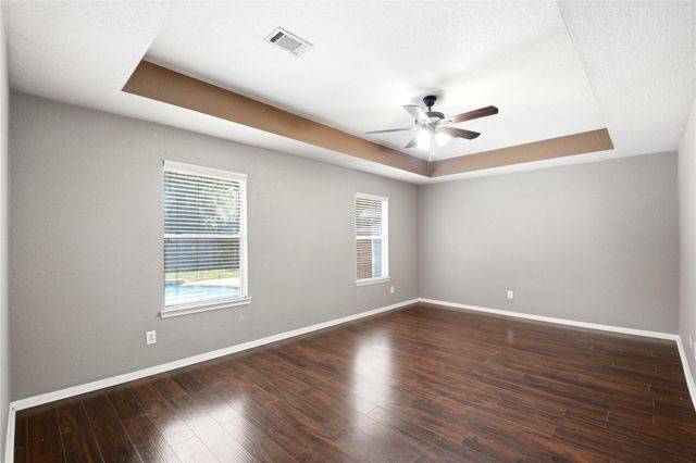 321 Spencer Landing W, La Porte, TX 77571