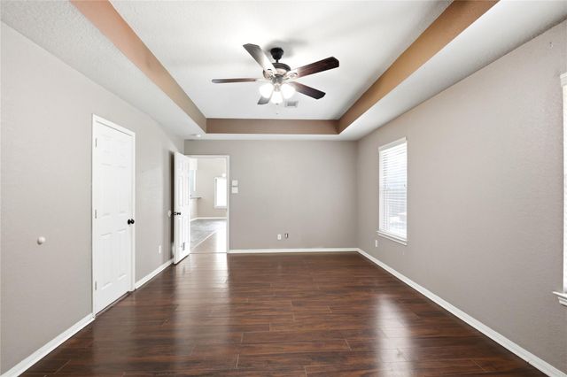 321 Spencer Landing W, La Porte, TX 77571