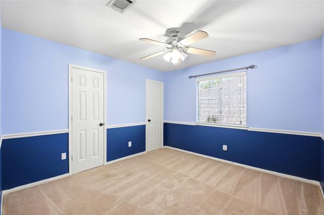 321 Spencer Landing W, La Porte, TX 77571