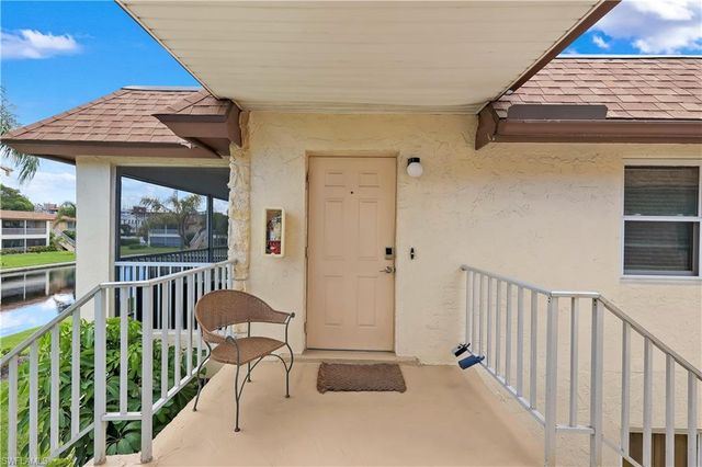 1155 Sandpiper ST D8, Naples, FL 34102