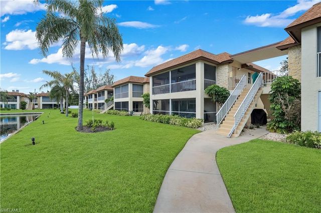 1155 Sandpiper ST D8, Naples, FL 34102