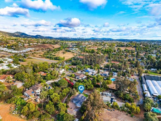 946 Osborne Street, Vista, CA 92084