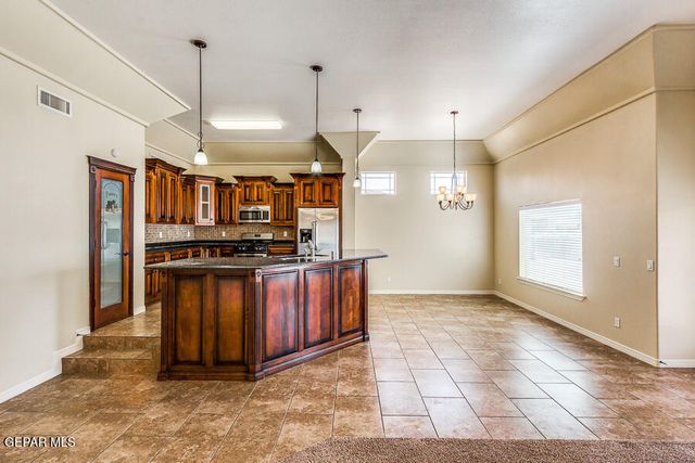 3089 COYOTE VIEW View, El Paso, TX 79938