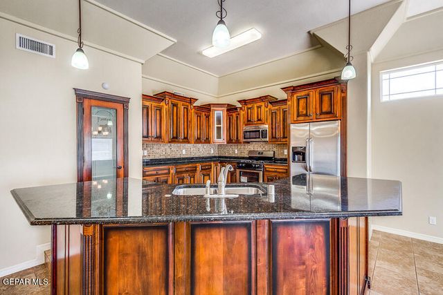 3089 COYOTE VIEW View, El Paso, TX 79938