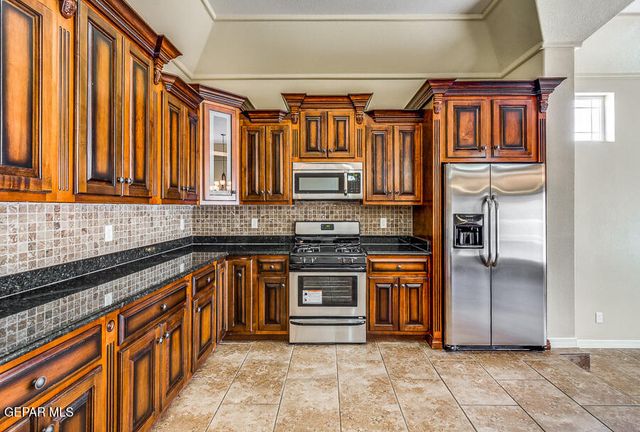 3089 COYOTE VIEW View, El Paso, TX 79938