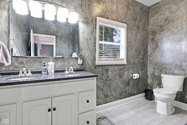 2460 Broadway Street, Indianapolis, IN 46205
