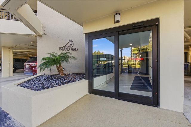 690 ISLAND WAY 511, Clearwater Beach, FL 33767