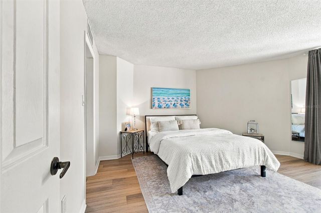 690 ISLAND WAY 511, Clearwater Beach, FL 33767
