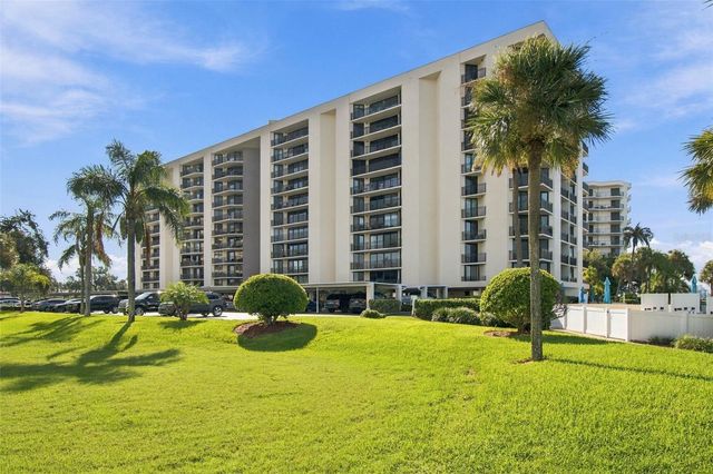 690 ISLAND WAY 511, Clearwater Beach, FL 33767