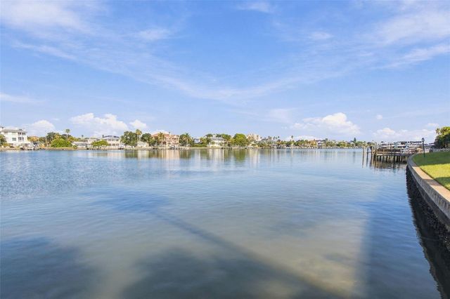 690 ISLAND WAY 511, Clearwater Beach, FL 33767