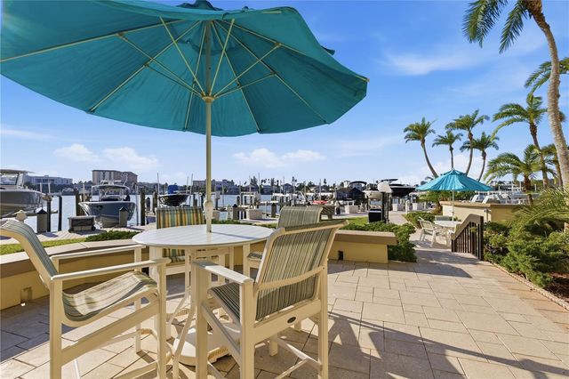 690 ISLAND WAY 511, Clearwater Beach, FL 33767
