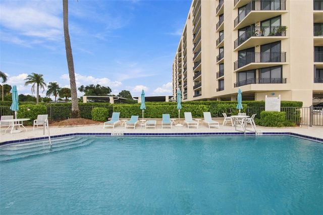690 ISLAND WAY 511, Clearwater Beach, FL 33767
